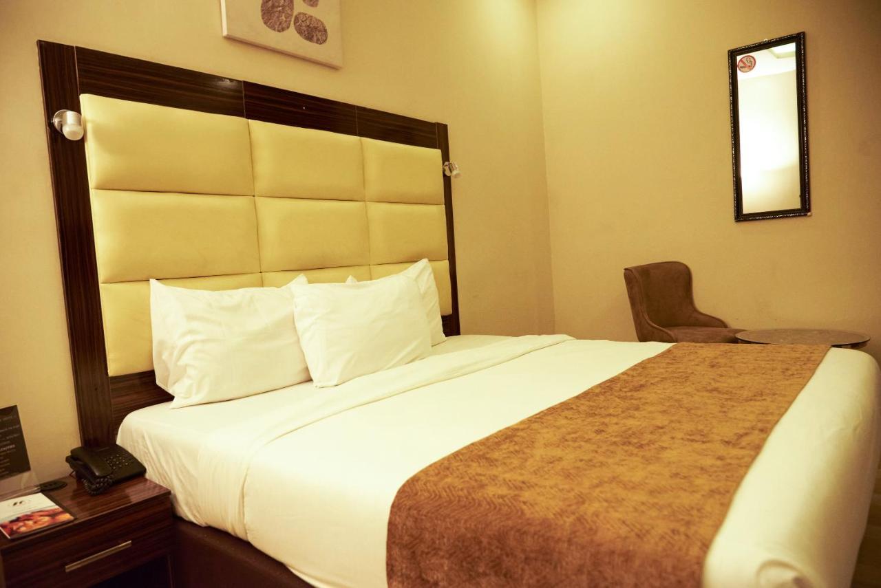 MayFair Hotel Maitama Abuja Bagian luar foto