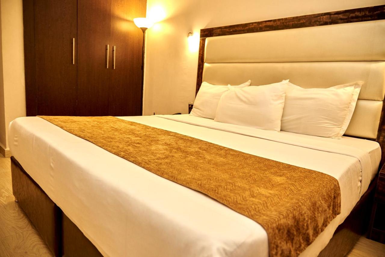 MayFair Hotel Maitama Abuja Bagian luar foto